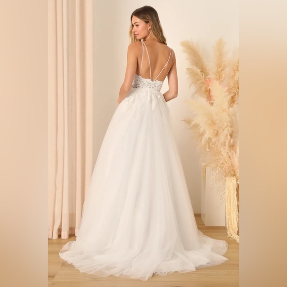 Height of Love White Embroidered Beaded Backless A-Line Gown - Picture 4 of 5